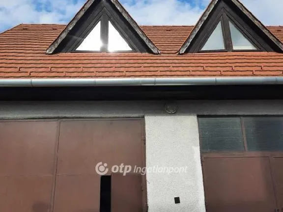 Eladó ház Vonyarcvashegy 470 nm