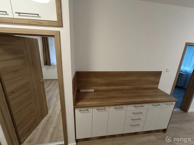 Eladó lakás Debrecen, Széchenyikert 82 nm