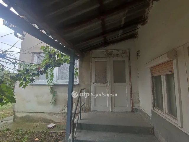 Eladó ház Báránd 98 nm