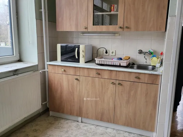 Eladó kereskedelmi és ipari ingatlan Debrecen 1000 nm