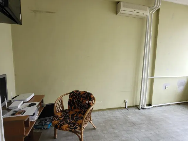 Eladó kereskedelmi és ipari ingatlan Debrecen 1000 nm