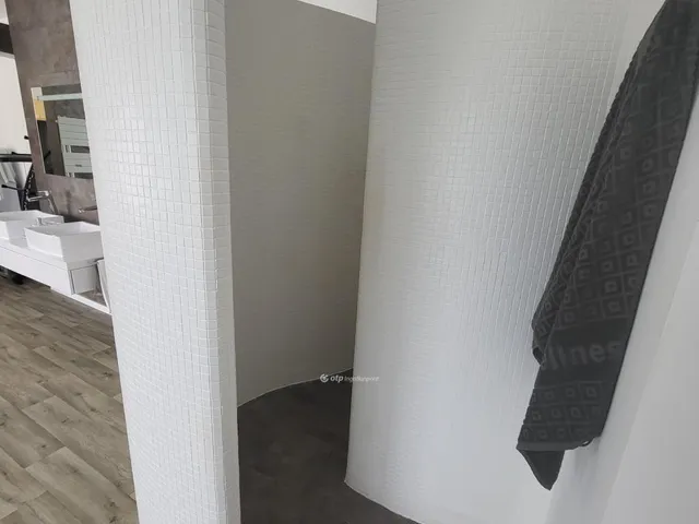 Eladó ház Debrecen 720 nm