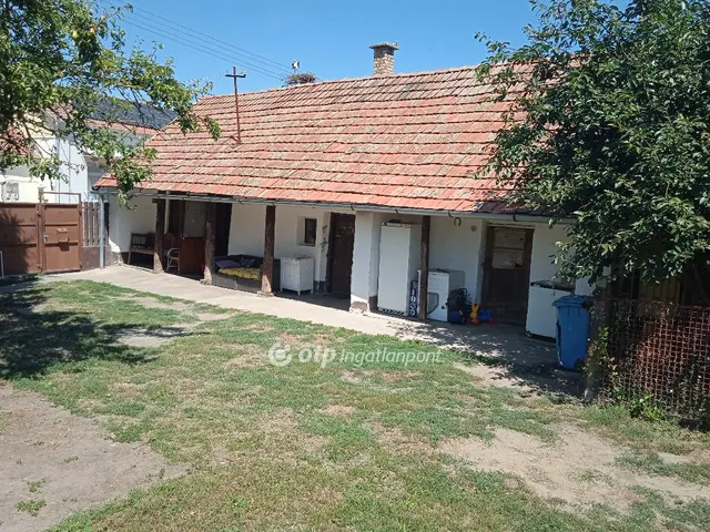 Eladó ház Konyár 78 nm
