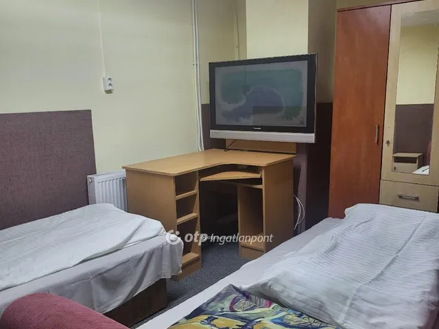 Eladó ház Mikepércs 1005 nm