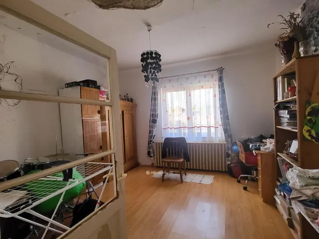 Eladó ház Mikepércs 162 nm