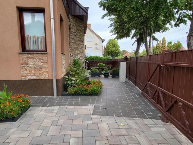 Eladó üdülő és hétvégi ház Hajdúszoboszló 250 nm