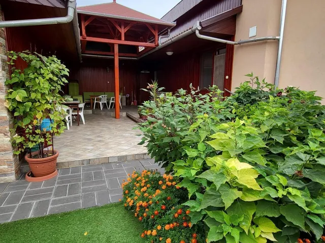 Eladó üdülő és hétvégi ház Hajdúszoboszló 250 nm