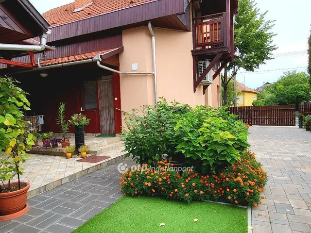 Eladó üdülő és hétvégi ház Hajdúszoboszló 250 nm