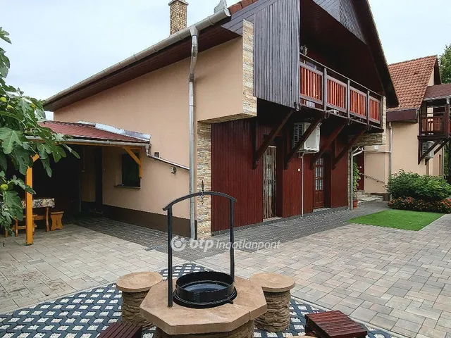 Eladó nyaraló Hajdúszoboszló 250 nm