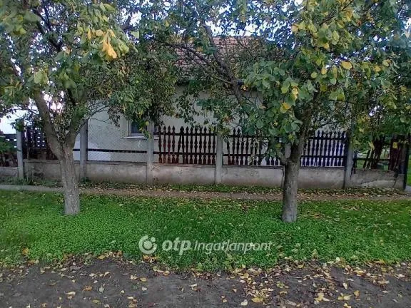 Eladó ház Derecske 72 nm