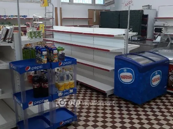 Eladó kereskedelmi és ipari ingatlan Debrecen 200 nm