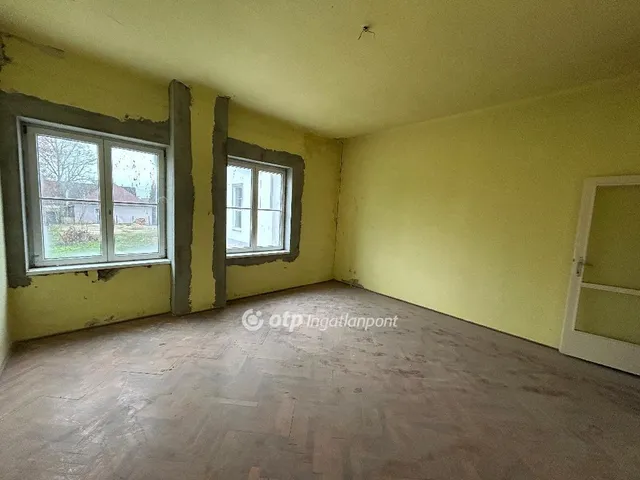 Eladó ház Biharkeresztes 446 nm