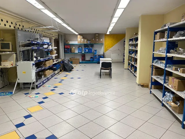 Eladó kereskedelmi és ipari ingatlan Debrecen 845 nm