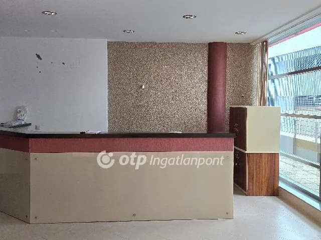 Kiadó kereskedelmi és ipari ingatlan Debrecen 510 nm