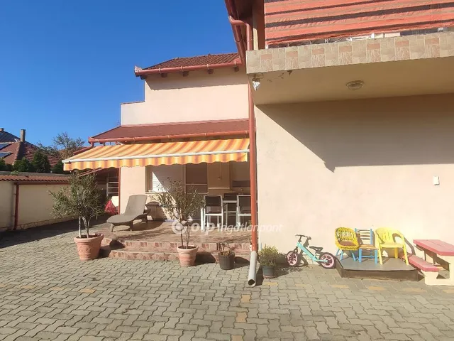 Eladó ház Hajdúszoboszló 251 nm