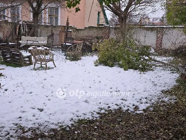 Eladó ház Debrecen 220 nm