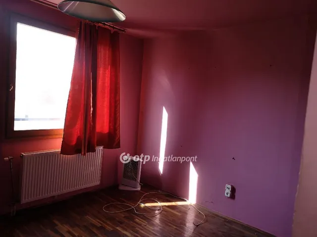 Eladó ház Tiszacsege 160 nm