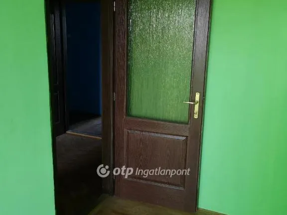 Eladó ház Tiszacsege 160 nm