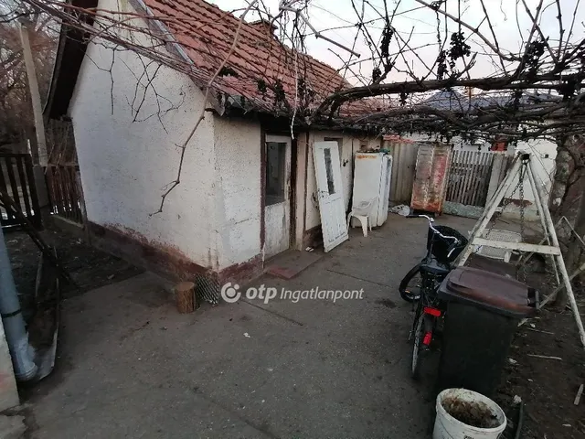 Eladó ház Téglás 72 nm