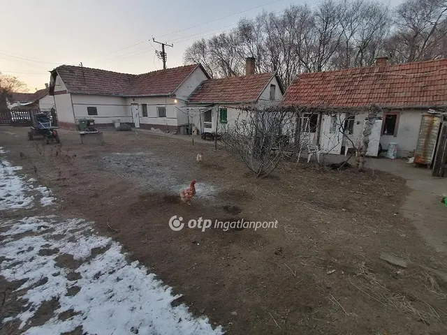 Eladó ház Téglás 72 nm