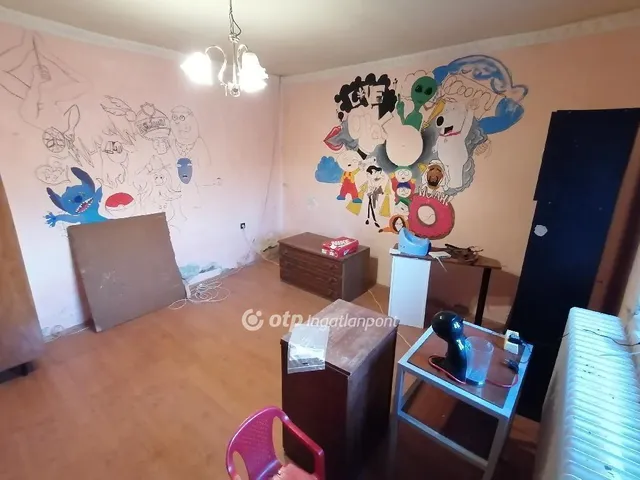 Eladó ház Téglás 72 nm