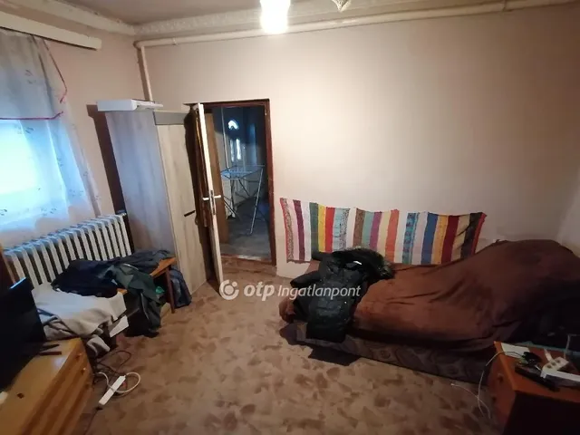 Eladó ház Téglás 72 nm