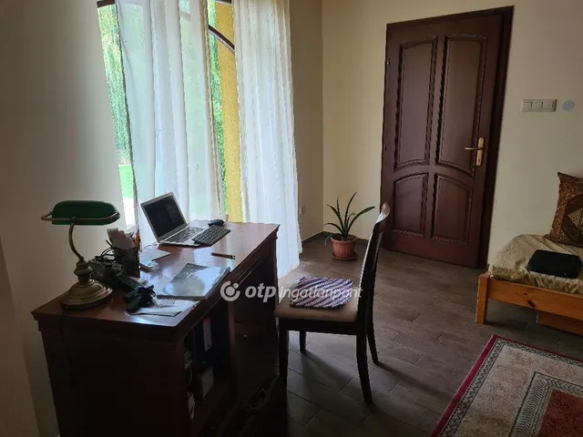 Eladó ház Bocskaikert 302 nm