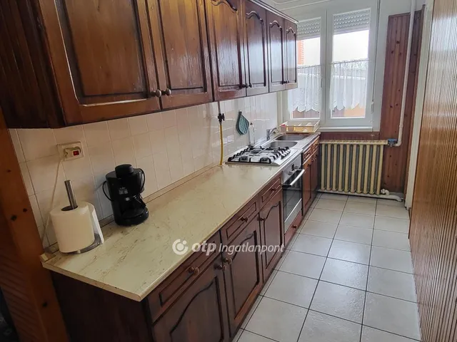 Eladó ház Mikepércs 200 nm