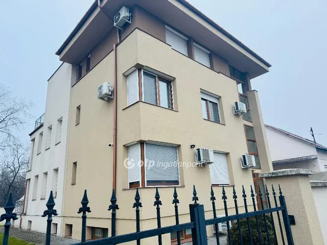 Eladó lakás Debrecen, Sestakert 60 nm
