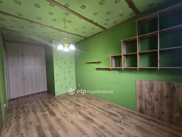 Eladó lakás Püspökladány 72 nm