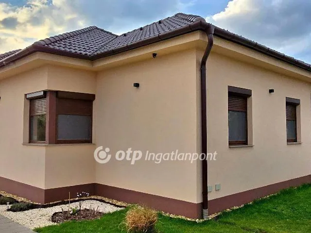 Eladó ház Hajdúböszörmény, Vénkert 110 nm