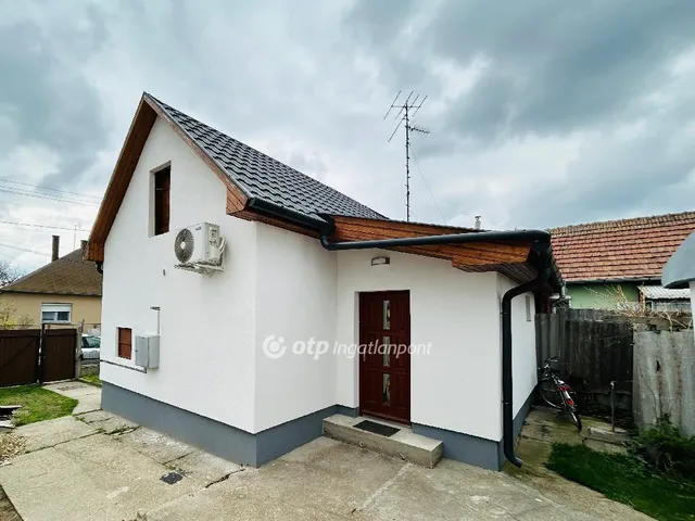 Eladó ház Debrecen, Júliatelep 45 nm