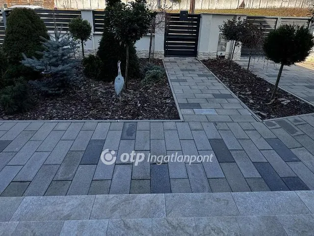 Eladó ház Debrecen 315 nm