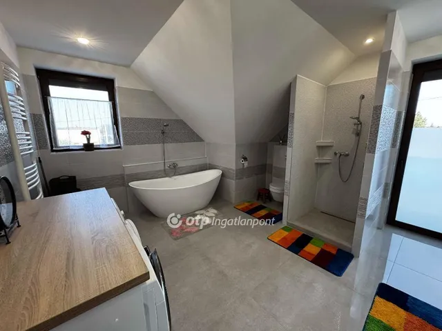 Eladó ház Debrecen 315 nm