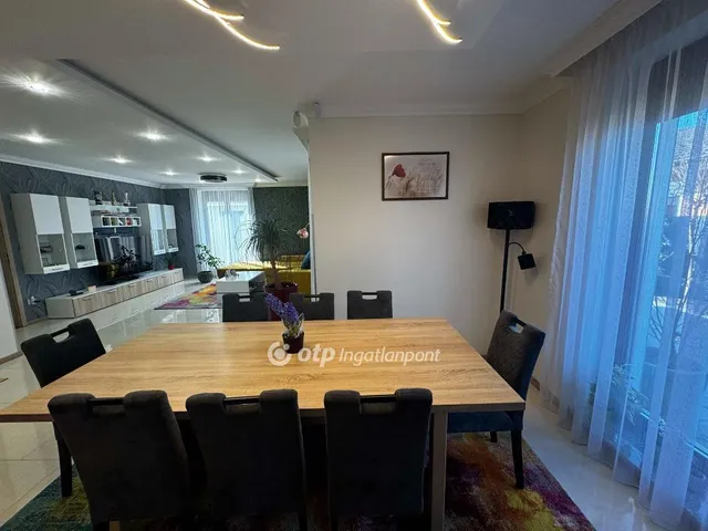 Eladó ház Debrecen 315 nm