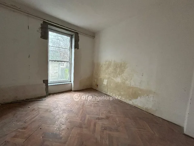 Eladó ház Biharkeresztes 446 nm