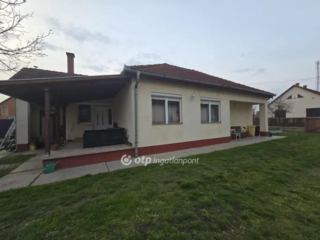 Eladó ház Kaba 112 nm