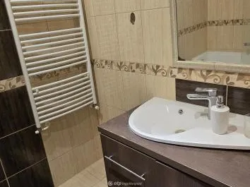 Kiadó lakás Debrecen 65 nm