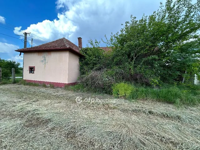 Eladó ház Gáborján 67 nm