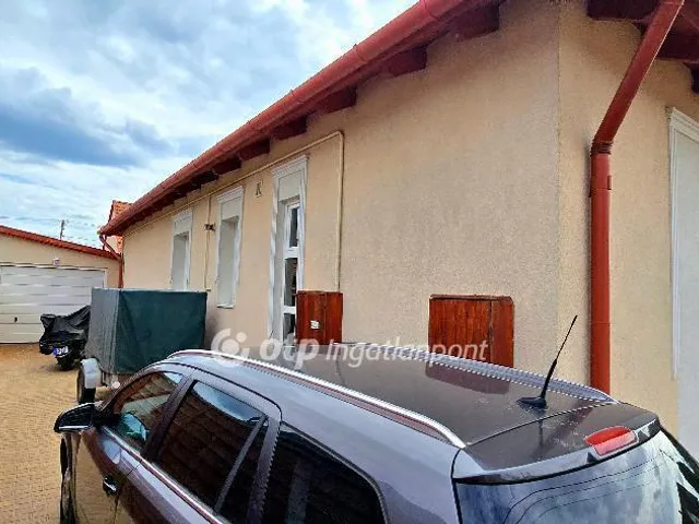 Eladó ház Debrecen 240 nm