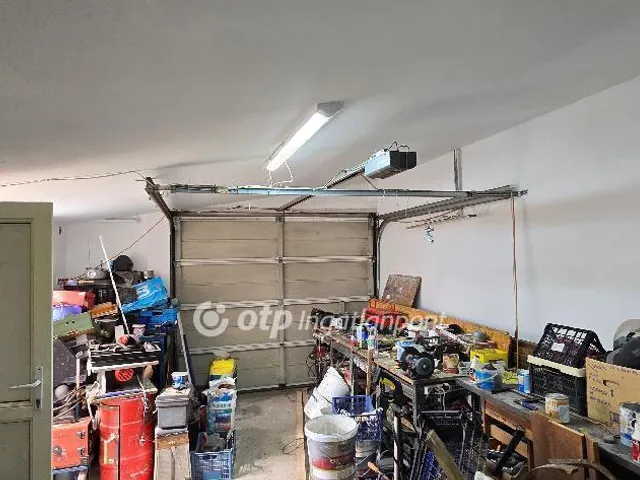 Eladó ház Debrecen 240 nm
