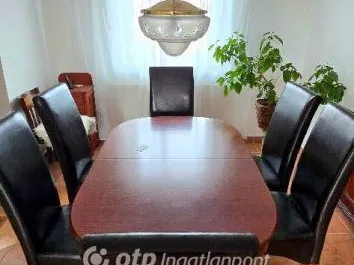 Eladó ház Debrecen 240 nm