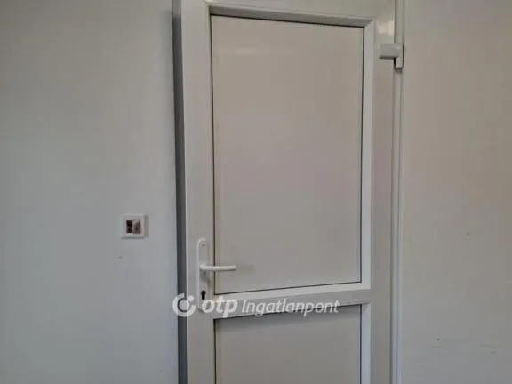 Eladó ház Hajdúböszörmény, Középkert 90 nm