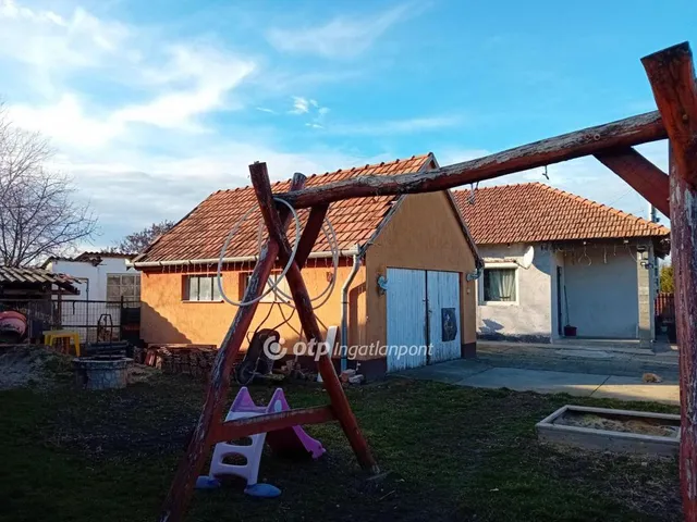 Eladó ház Biharkeresztes 62 nm