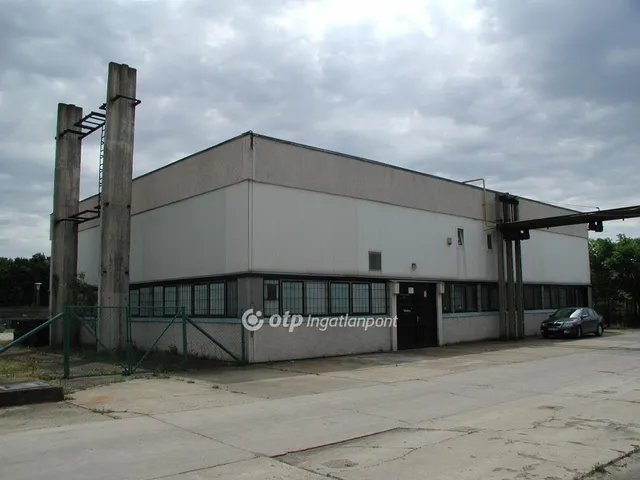 Eladó kereskedelmi és ipari ingatlan Berettyóújfalu 750 nm