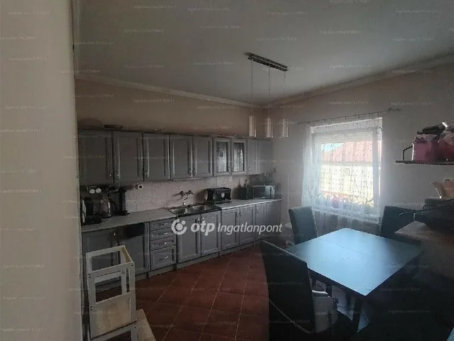 Eladó ház Hajdúsámson 92 nm