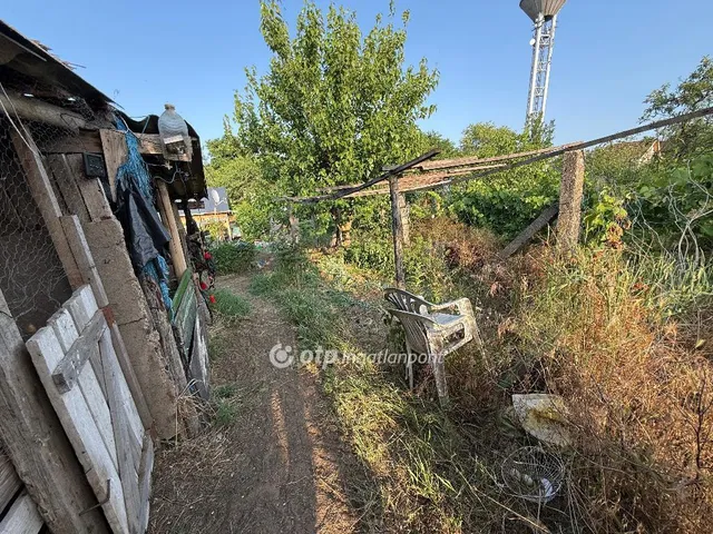 Eladó ház Téglás 31 nm