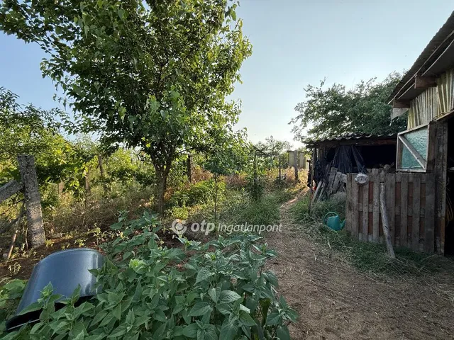 Eladó ház Téglás 31 nm