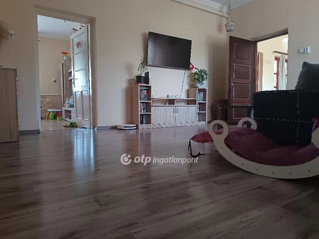 Eladó ház Konyár 110 nm