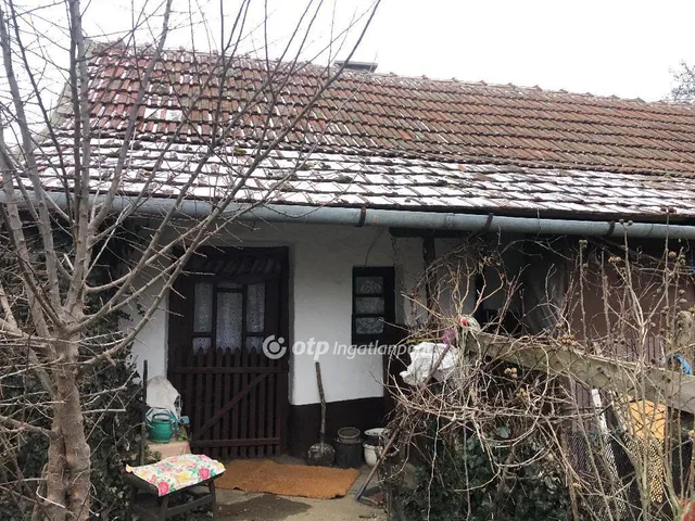 Eladó ház Esztár 62 nm
